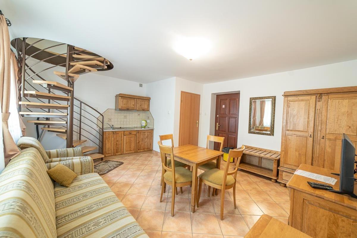 Osrodek Wrzosowa Gora - Pokoje Ruciane-Nida Exterior foto